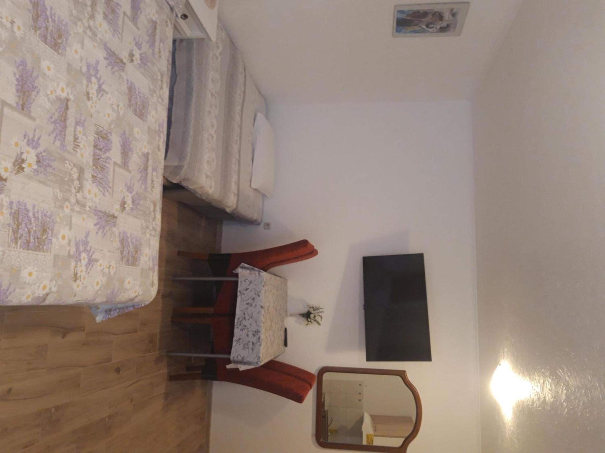 Rooms Nikola Tučepi Exteriér fotografie